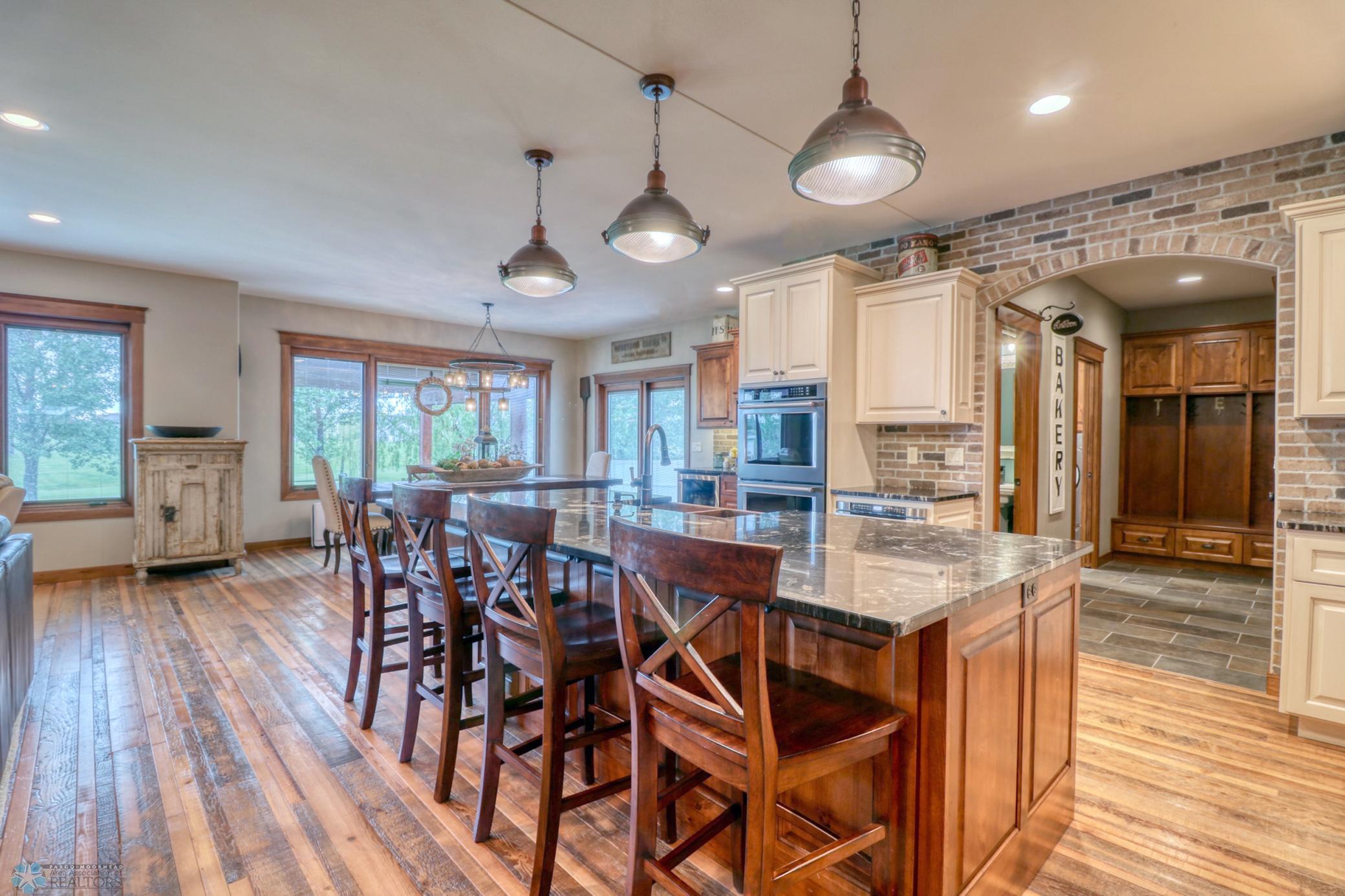 Kitchen1_1.jpg