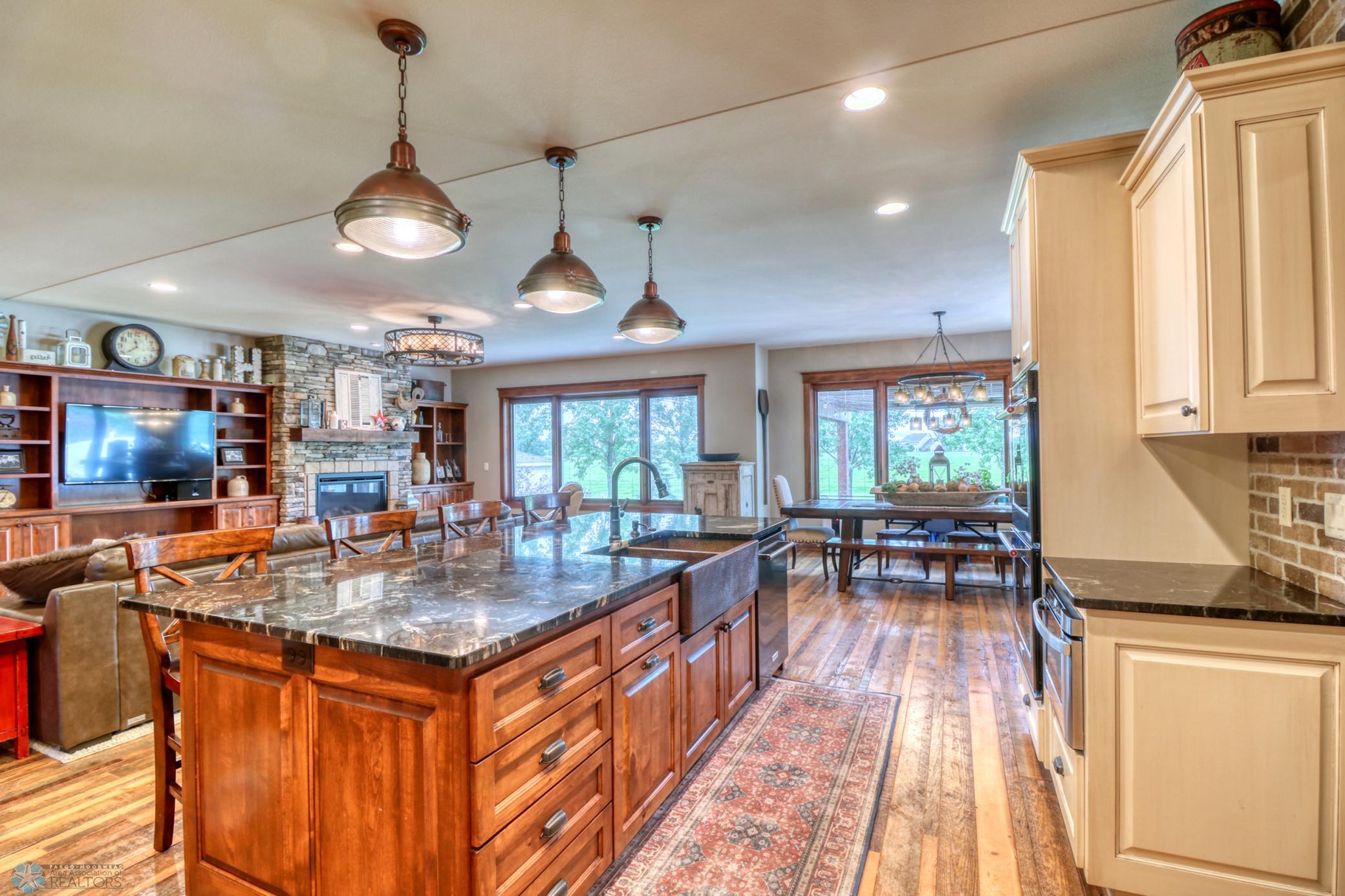 Kitchen1_11.jpg