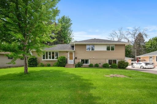 6201 June Avenue N, Minneapolis, MN 55429