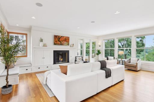 Main Level Living Room with Sweeping Bluff Views