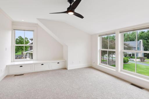 3 Windy Ridge Place, Mendota, MN 55150