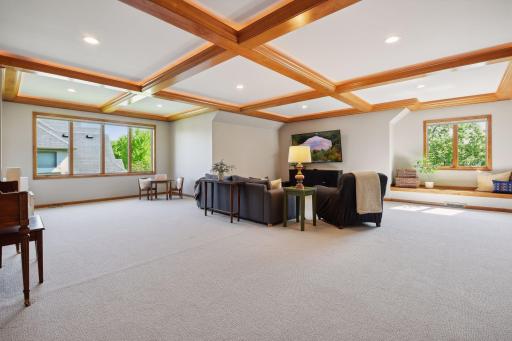 8330 Kelzer Pond Drive, Victoria, MN 55386