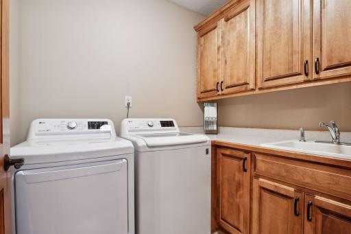 8330 Kelzer Pond Drive, Victoria, MN 55386