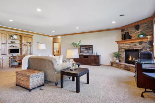 8330 Kelzer Pond Drive, Victoria, MN 55386