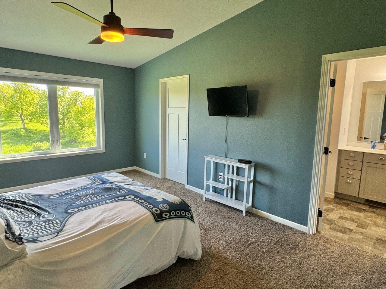 13-Primary bedroom.jpg