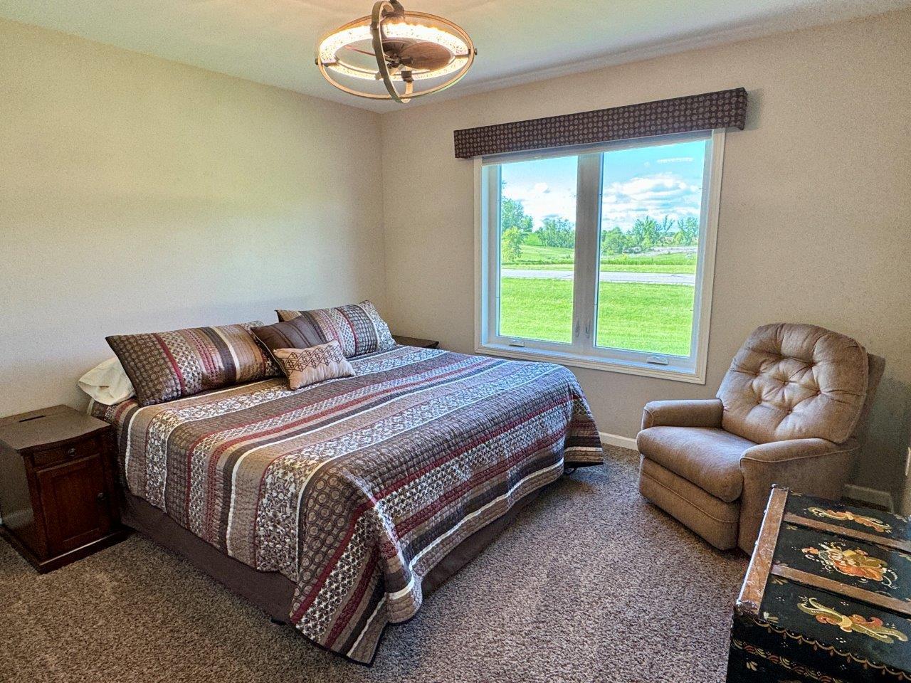 15-Bedroom 2.jpg