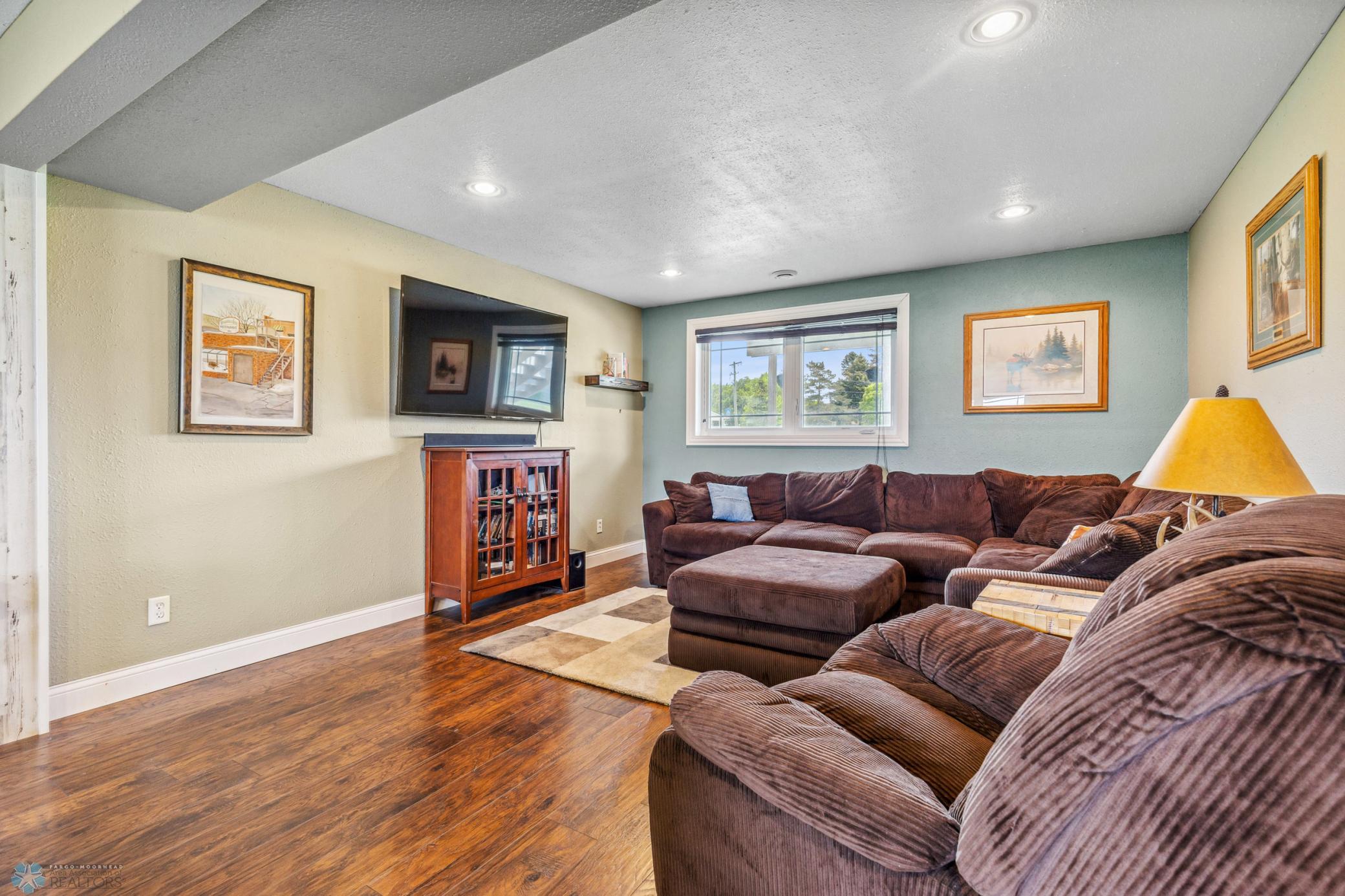 Family Room - movie room / gathering
