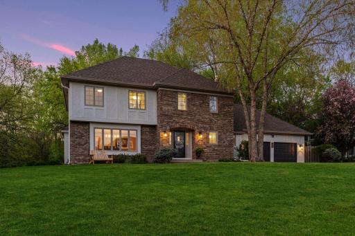 Introducing 19860 Chartwell Hill in the desirable Waterford neighborhood of Shorewood, Minnesota. Nestled on a private 0.52-acre lot, this Steiner & Koppelman boasts five bedrooms and four bathrooms across 3,562 finished square feet.