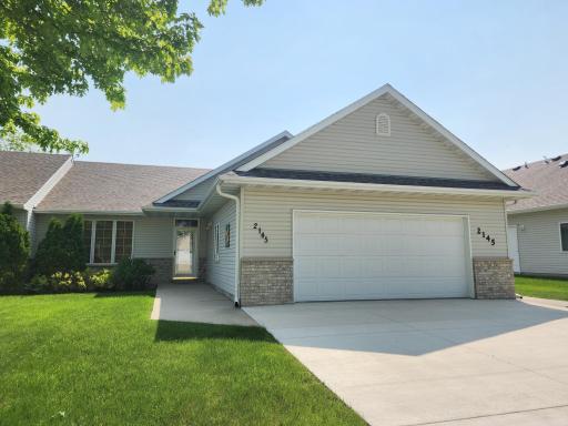 2145 Sunlight Avenue SE, Owatonna, MN 55060