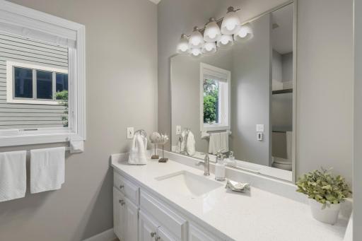 5630 Fairlawn Shores Trail, Prior Lake, MN 55372