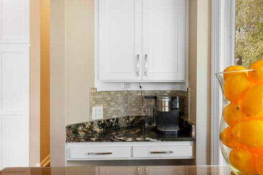 5630 Fairlawn Shores Trail, Prior Lake, MN 55372