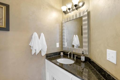 5630 Fairlawn Shores Trail, Prior Lake, MN 55372