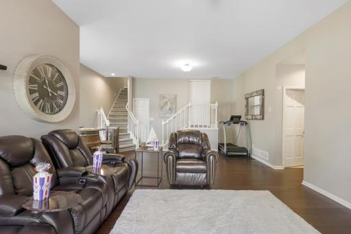 5630 Fairlawn Shores Trail, Prior Lake, MN 55372