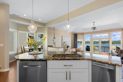 5630 Fairlawn Shores Trail, Prior Lake, MN 55372