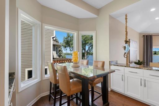 5630 Fairlawn Shores Trail, Prior Lake, MN 55372