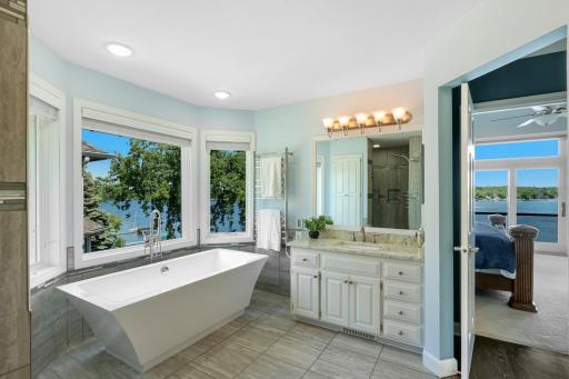 5630 Fairlawn Shores Trail, Prior Lake, MN 55372