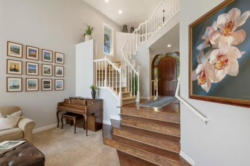 5630 Fairlawn Shores Trail, Prior Lake, MN 55372