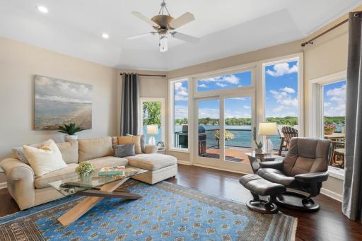 5630 Fairlawn Shores Trail, Prior Lake, MN 55372