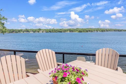 5630 Fairlawn Shores Trail, Prior Lake, MN 55372