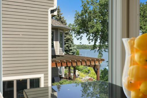 5630 Fairlawn Shores Trail, Prior Lake, MN 55372