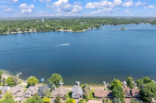 5630 Fairlawn Shores Trail, Prior Lake, MN 55372