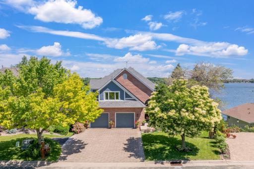 5630 Fairlawn Shores Trail, Prior Lake, MN 55372