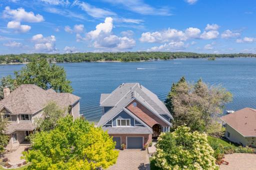 5630 Fairlawn Shores Trail, Prior Lake, MN 55372