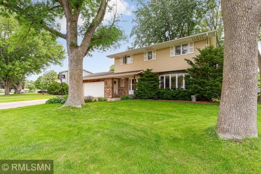 1209 Westwood Drive SW, Faribault, MN 55021