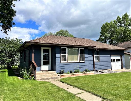 109 Cedar Street S, Sauk Centre, MN 56378