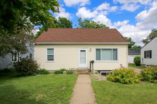 425 S Litchfield Avenue, Litchfield, MN 55355