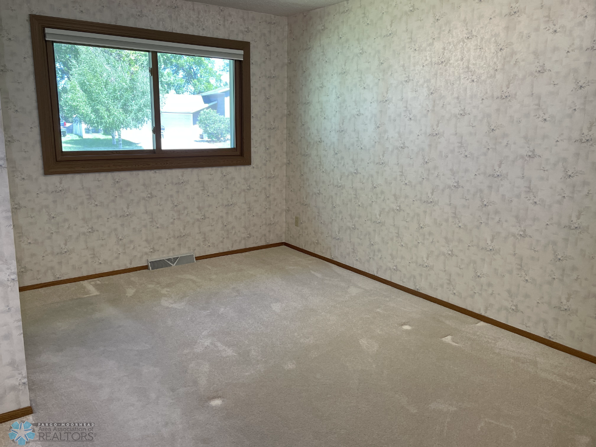 Master bedroom-1.png