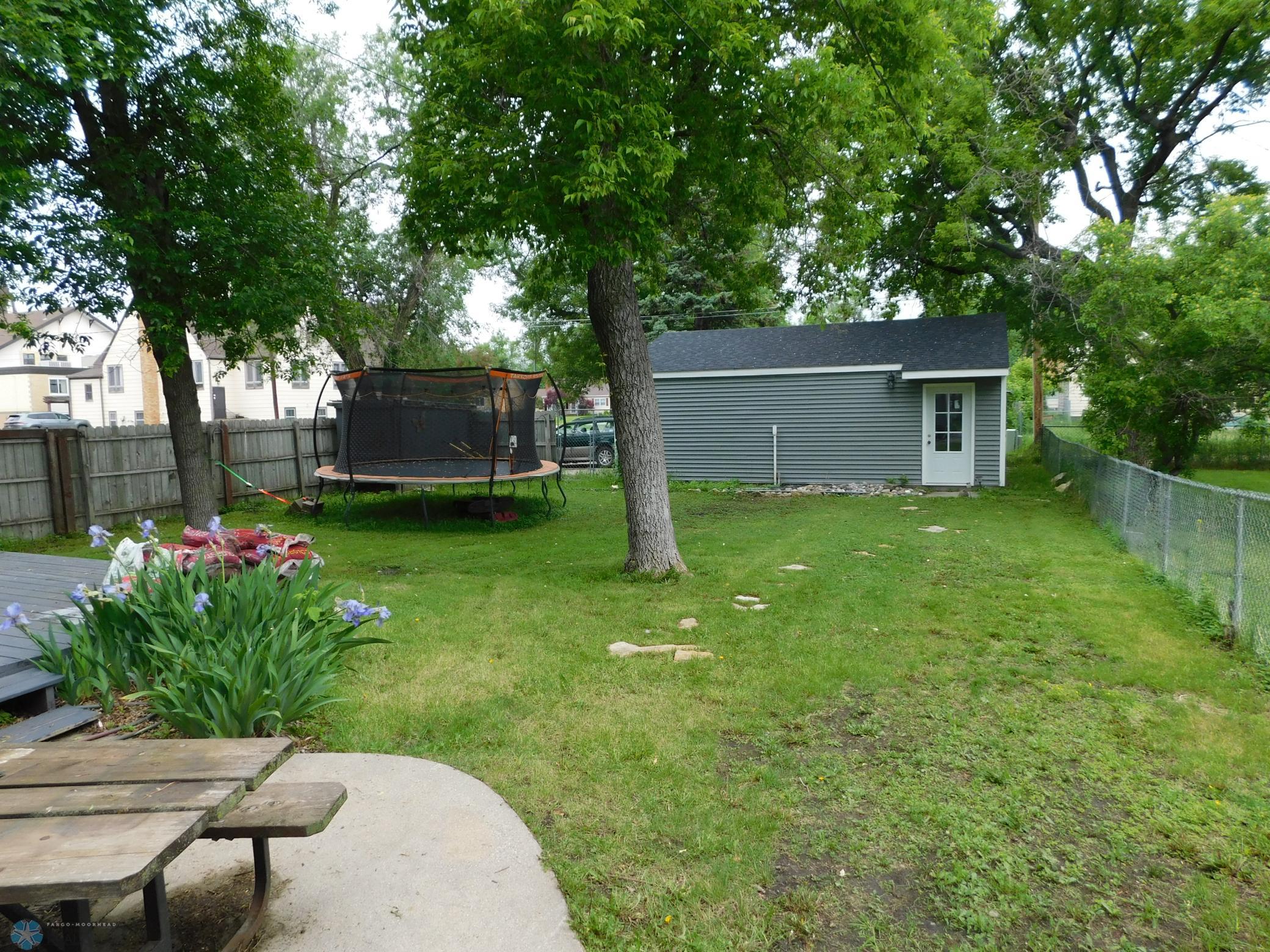 garage