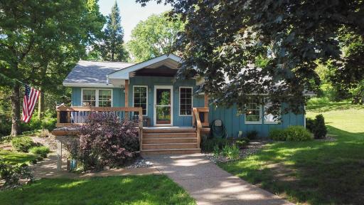 1957 Manning Trail N, Lake Elmo, MN 55042