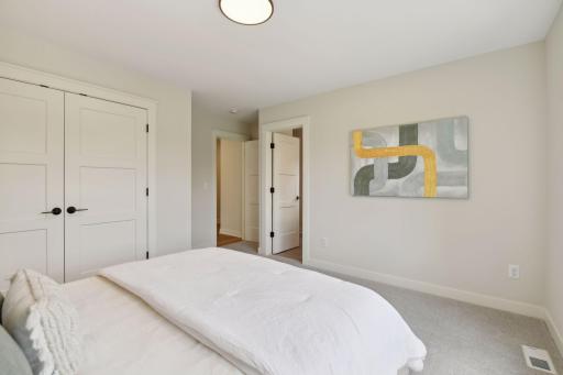 6005 Fairfax Avenue, Edina, MN 55424