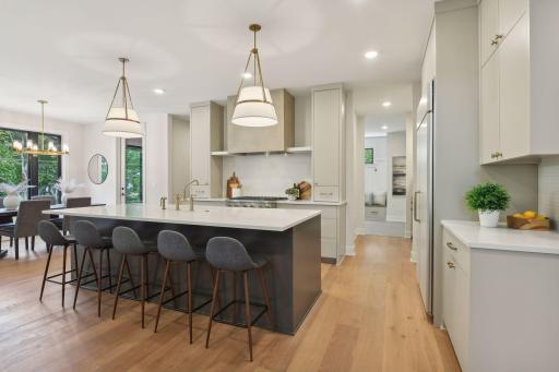 6005 Fairfax Avenue, Edina, MN 55424