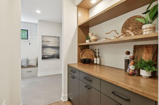 6005 Fairfax Avenue, Edina, MN 55424