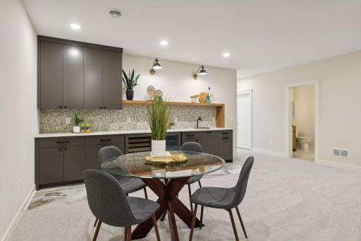 6005 Fairfax Avenue, Edina, MN 55424