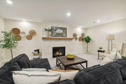 6005 Fairfax Avenue, Edina, MN 55424