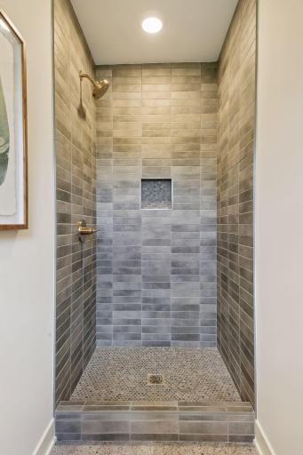 6005 Fairfax Avenue, Edina, MN 55424
