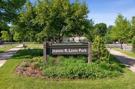 2521 Irving Avenue S, Minneapolis, MN 55405