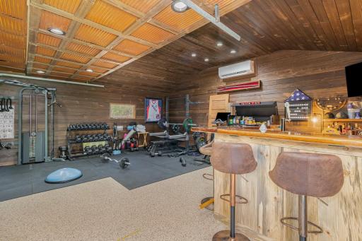 29 W Lake Street, Excelsior, MN 55331