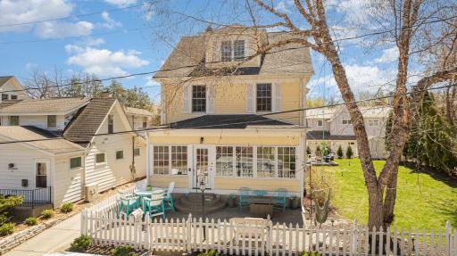 29 W Lake Street, Excelsior, MN 55331