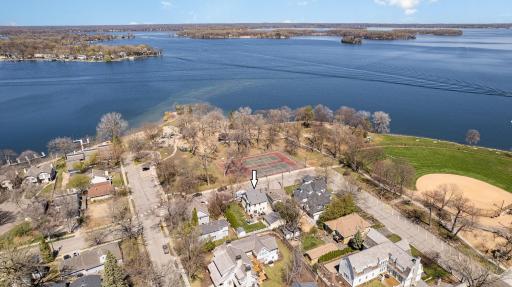 29 W Lake Street, Excelsior, MN 55331