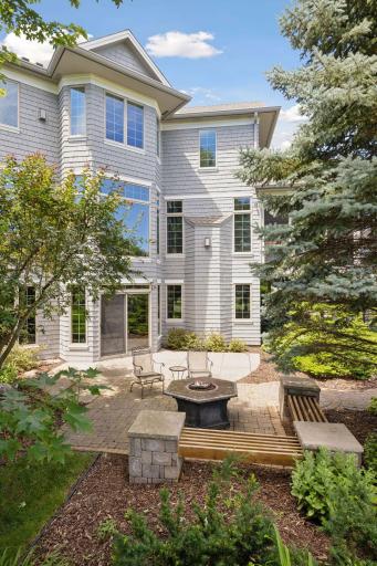 18680 Melrose Chase, Eden Prairie, MN 55347