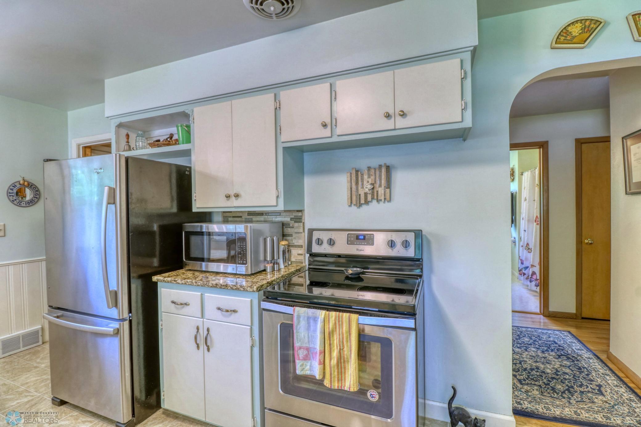 Kitchen1_3.jpg