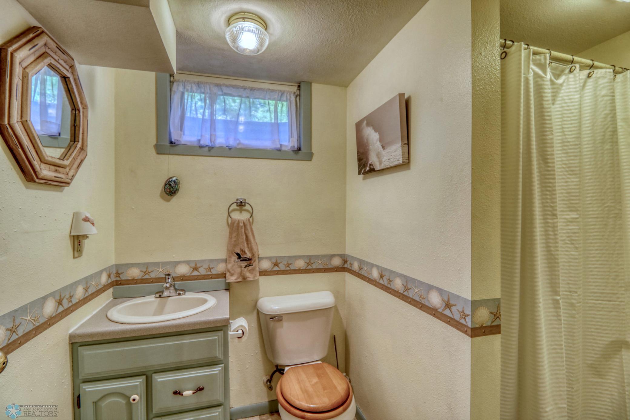 Basement Bathroom1_1.jpg