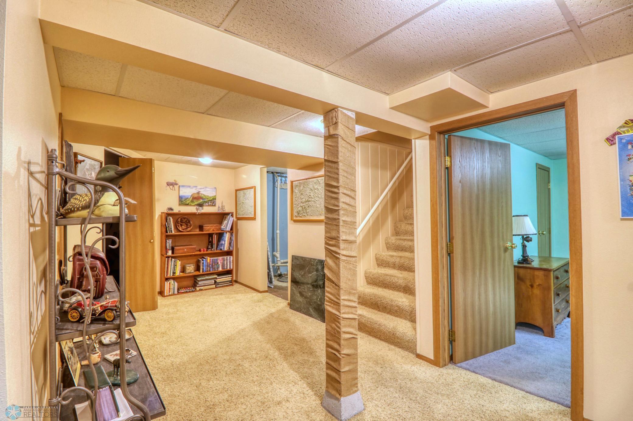 Basement1_2.jpg