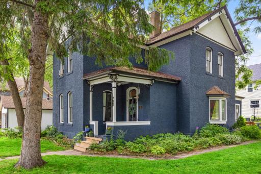 200 Main Street W, Carver, MN 55315