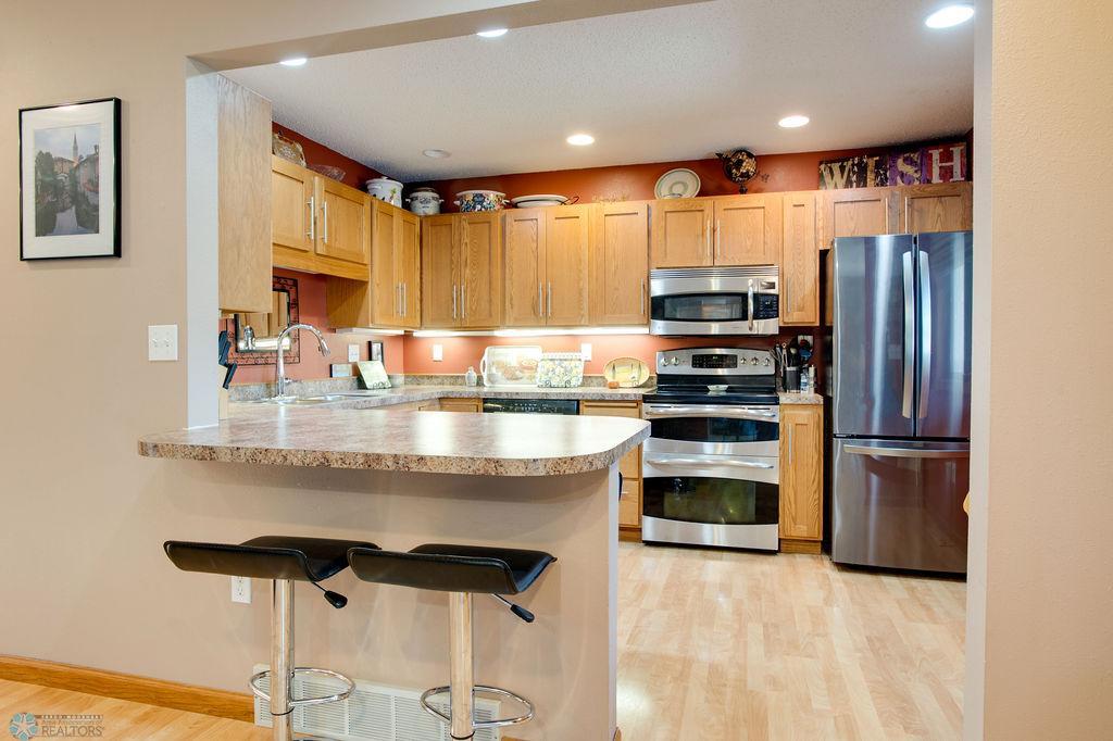 Updated kitchen and appliances
