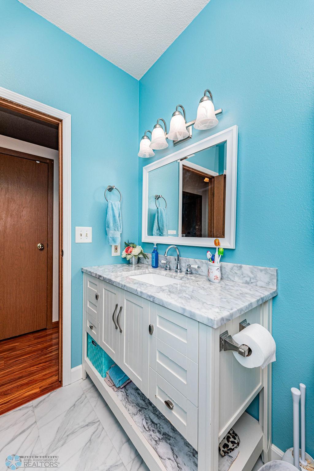 347918(13of36).jpg